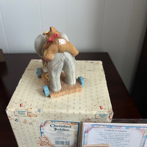 VINTAGE 1995 ENESCO “CHERISHED TEDDIES” ELEPHANT FIGURE- NEW IN BOX - Picture 4 of 11